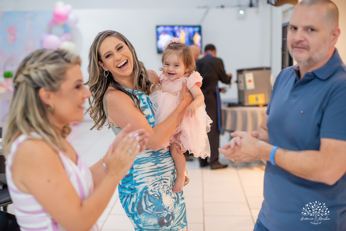 Alice – 1 ano – Igor – Márcia - Festa Infantil - Festa de Criança - Fotografia de Família - Circo - Lúdico – Cliff Kids - Salão de Festas Infantil – Decoração Temática de Circo - Pelotas - Antonio Rocha