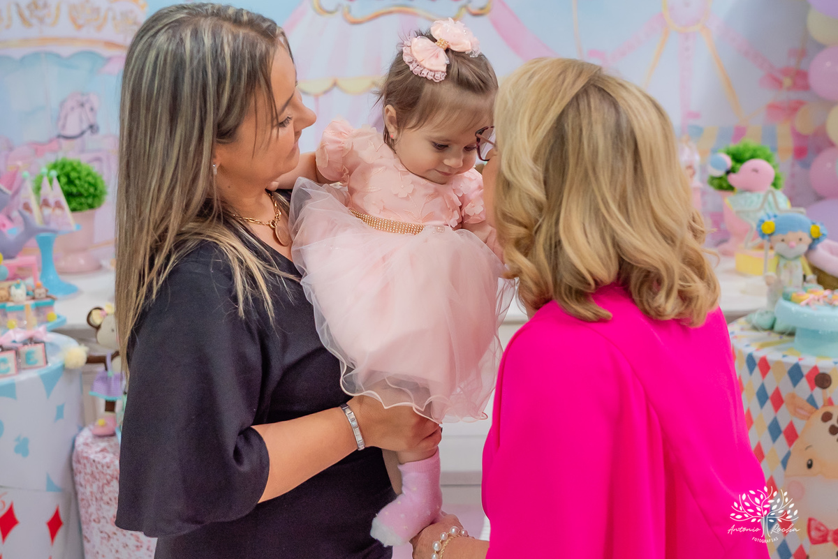 Alice – 1 ano – Igor – Márcia - Festa Infantil - Festa de Criança - Fotografia de Família - Circo - Lúdico – Cliff Kids - Salão de Festas Infantil – Decoração Temática de Circo - Pelotas - Antonio Rocha