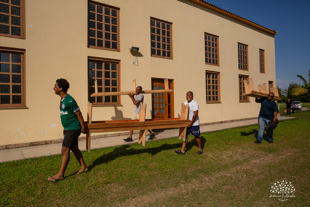Caroline – Carol – Filipe – Casamento – Hora do Sim – Dia do Sim – Noivo – Noiva – Carro Antigo – Vestido de Noiva – Terno do Noivo – Buquê dos Sonhos - Pelotas - Antonio Rocha