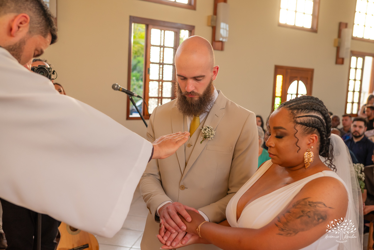 Caroline – Carol – Filipe – Casamento – Hora do Sim – Dia do Sim – Noivo – Noiva – Carro Antigo – Vestido de Noiva – Terno do Noivo – Buquê dos Sonhos - Pelotas - Antonio Rocha