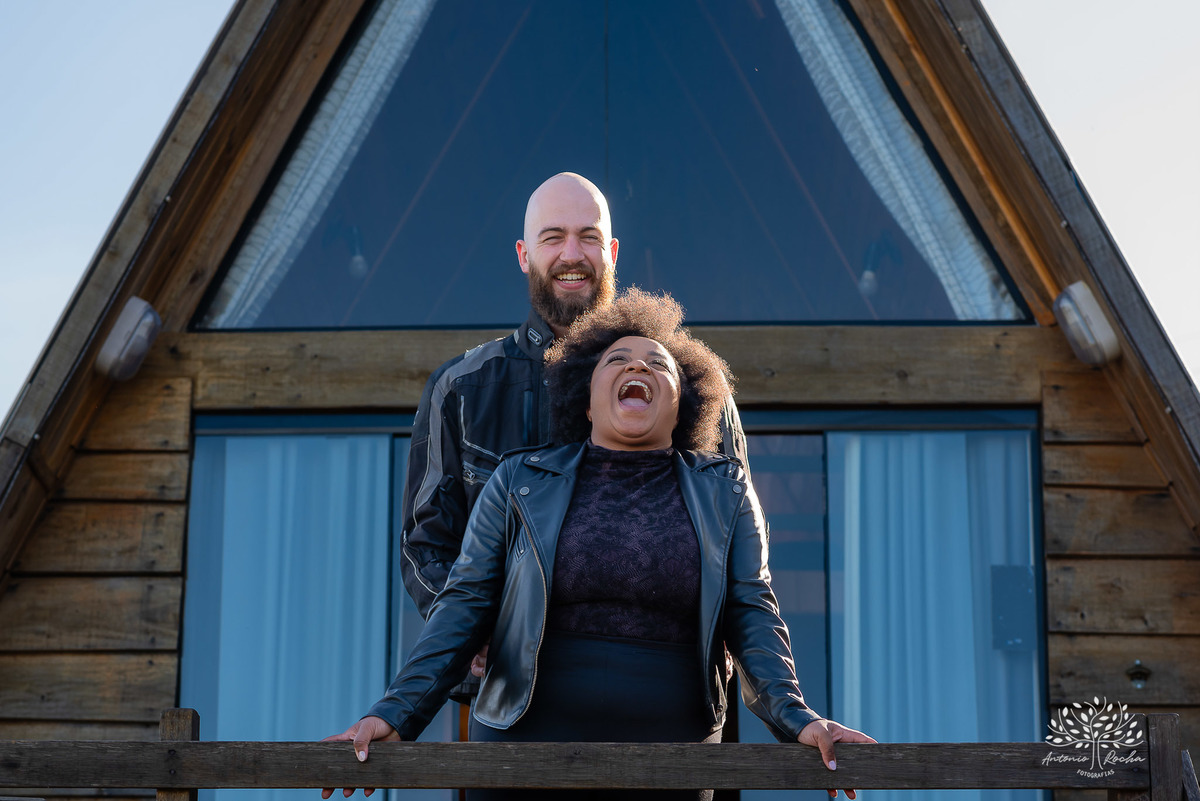 Caroline – Carol – Filipe – Casamento – Hora do Sim – Dia do Sim – Noivo – Noiva – Carro Antigo – Vestido de Noiva – Terno do Noivo – Buquê dos Sonhos - Pelotas - Antonio Rocha - Cabana - Morro Redondo - Bella Vista - Motoqueiro