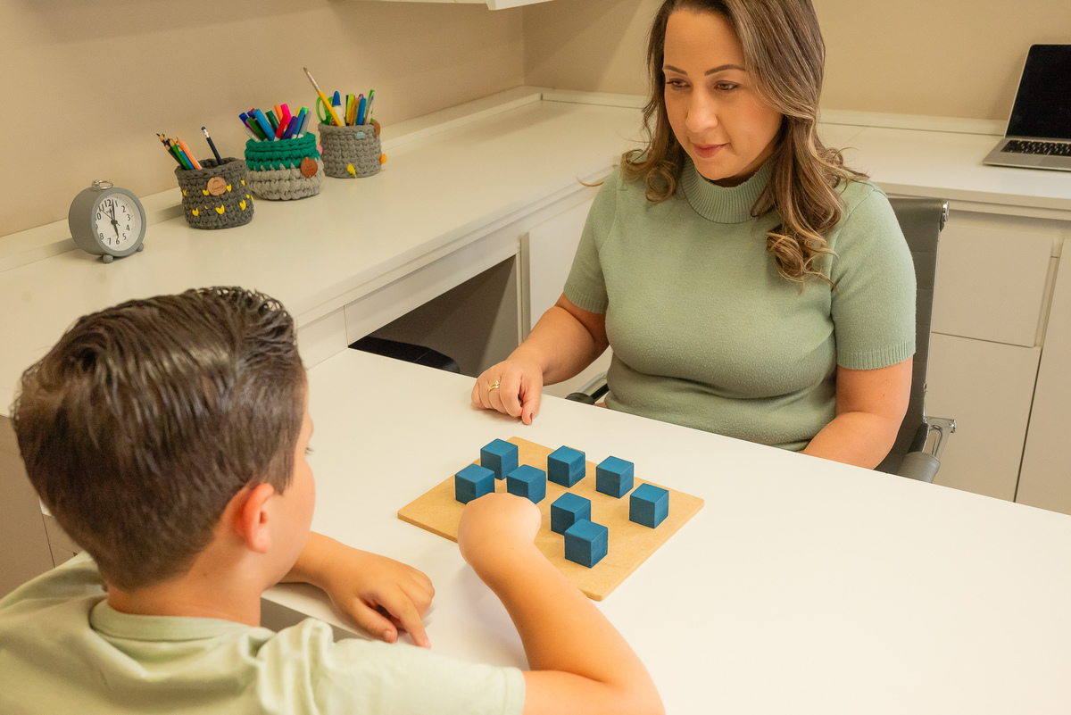 Michele Tavares – Psicopedagogia – Ensaio Profissional – Transtornos de Aprendizagem – primeira mente – Desenvolvimento Infantil – Autismo – Família - Neuropsicopedagogia - Pelotas - Antonio Rocha Fotografias