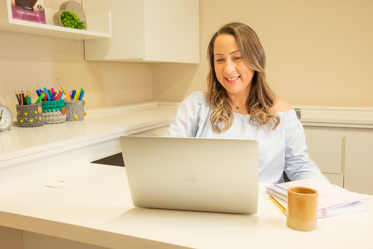 Michele Tavares – Psicopedagogia – Ensaio Profissional – Transtornos de Aprendizagem – primeira mente – Desenvolvimento Infantil – Autismo – Família - Neuropsicopedagogia - Pelotas - Antonio Rocha Fotografias