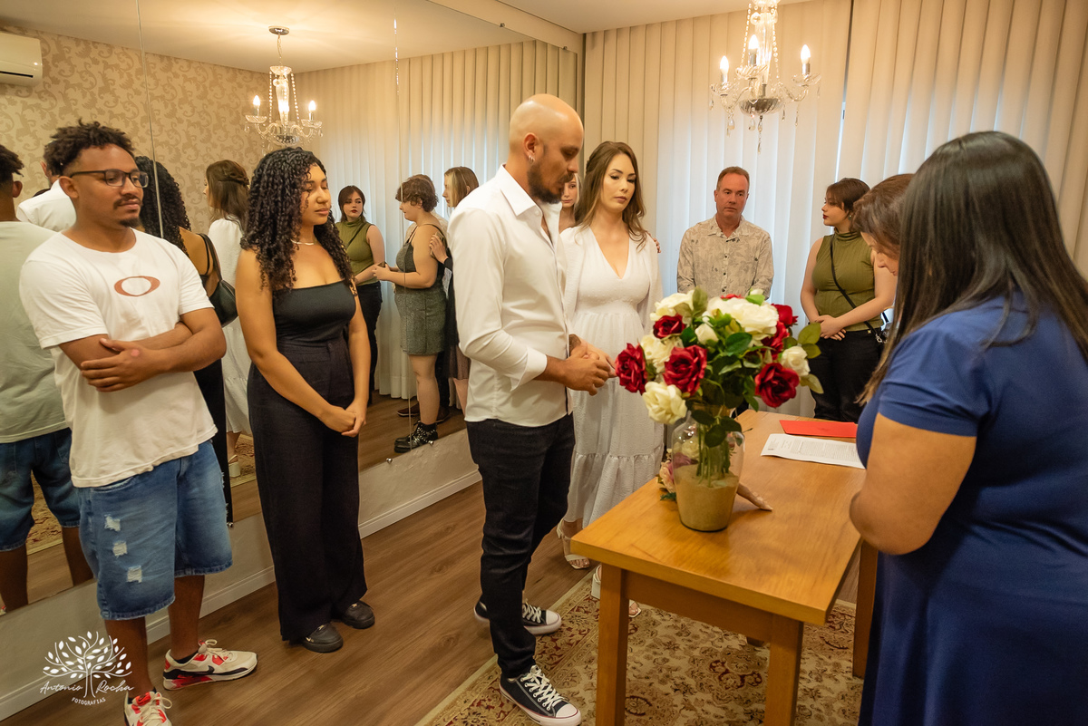 Danielle Kirst – Ismael – cartório Azevedo – Pelotas -  Foto Casamento civil – Cerimônia Civil - Fotografia de Casamento - Antonio Rocha Fotografias