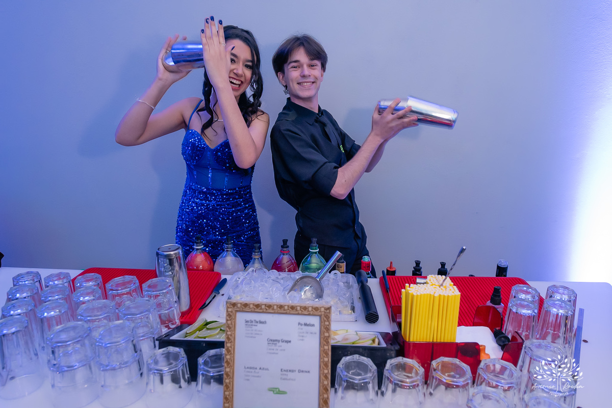 Isabely - 15 anos- quinze anos - Salão de Festas Bamboo - Infinity Bartenders - Pelotas - Antonio Rocha Fotografias