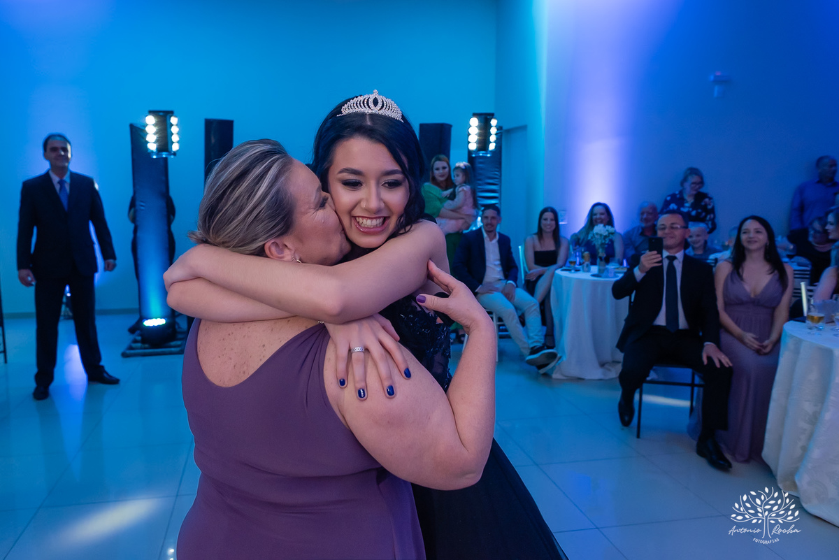 Isabely - 15 anos- quinze anos - Salão de Festas Bamboo - Infinity Bartenders - Pelotas - Antonio Rocha Fotografias