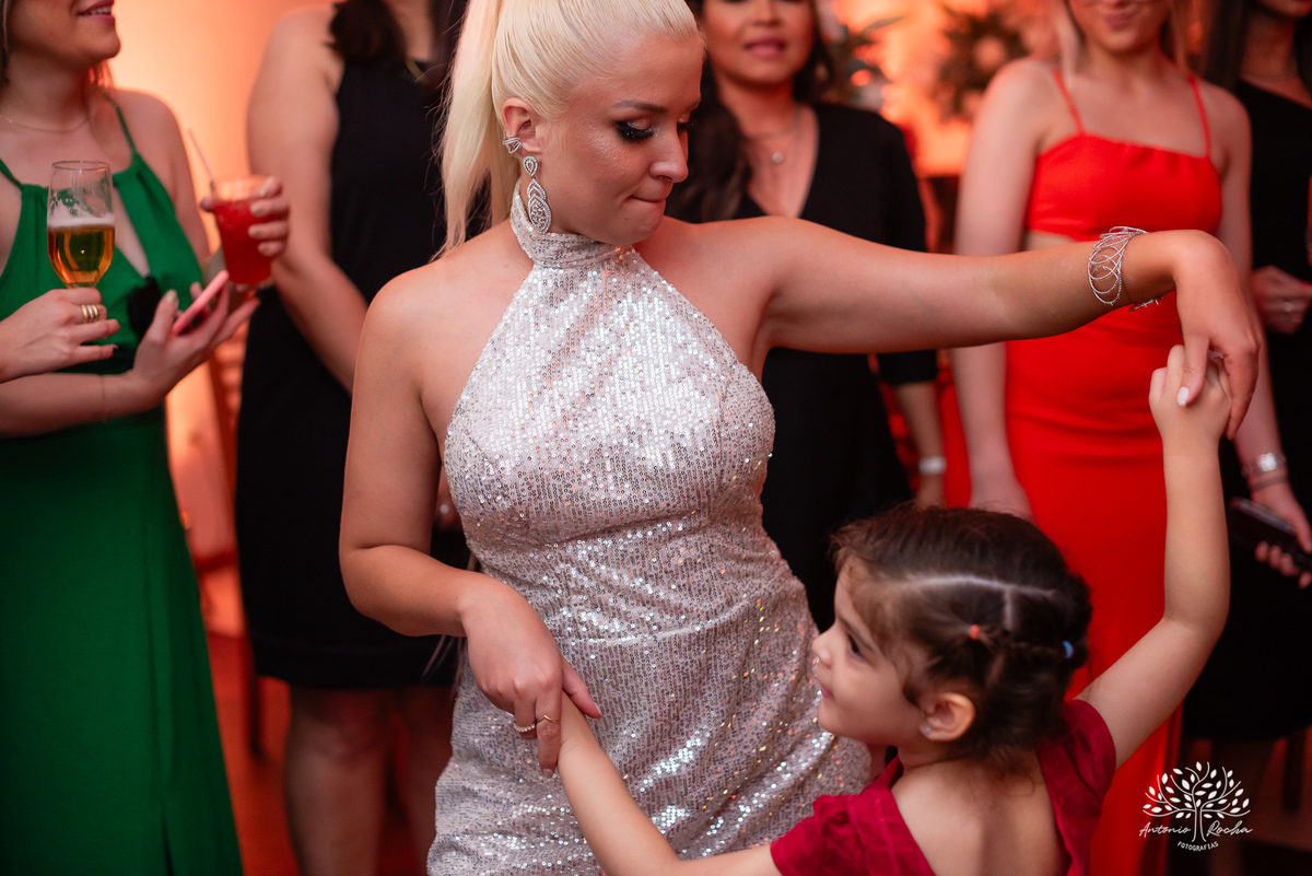 Caroline Madalozzo - Carol - medicina - UCPel - Dra - doutora - Médica - Formatura - recepção de formatura - festa de formatura - pelotas - Antonio Rocha Fotografias