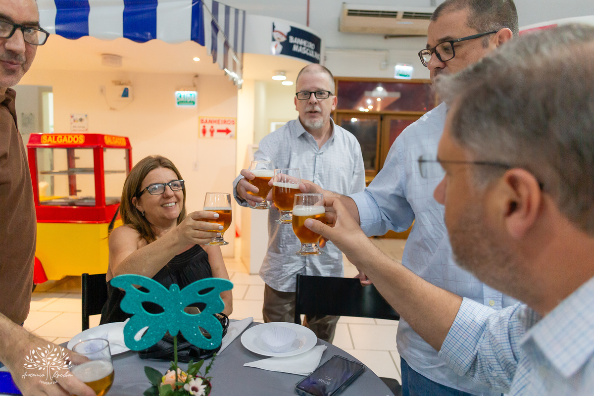 Maria Julia – Cliff Kids - Festa Infantil – Festa de Criança – Fotografia de Família – Decoração de borboleta – Decoração colorida – decoração com arco íris -  asas de borboleta – piscina de bolinhas - Pelotas - Antonio Rocha Fotografias