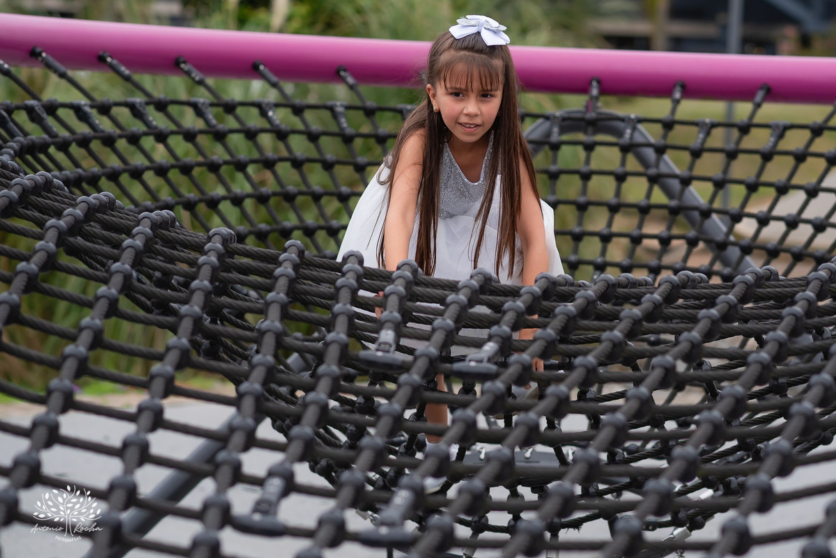 Ana Júlia – Formatura Infantil – Fotos de Formatura – Ensaio Externo – Formatura Pré-Escola – Toga Azul Infantil - Ensaio Infantil – Ensaio de Família – Fotografia de Família – Antonio Rocha Fotografias – Parque Una - Pelotas