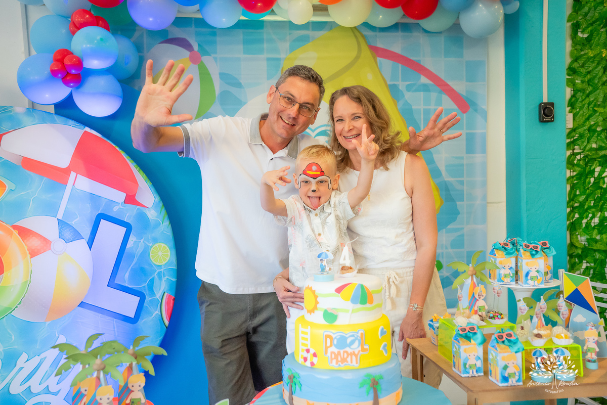 Miguel – 4 anos – Candy Club – Festa Infantil – Fotografia de Família - Fotos de Aniversário - Festa de Criança - Pelotas - Antonio Rocha Fotografias - maletinha colorida