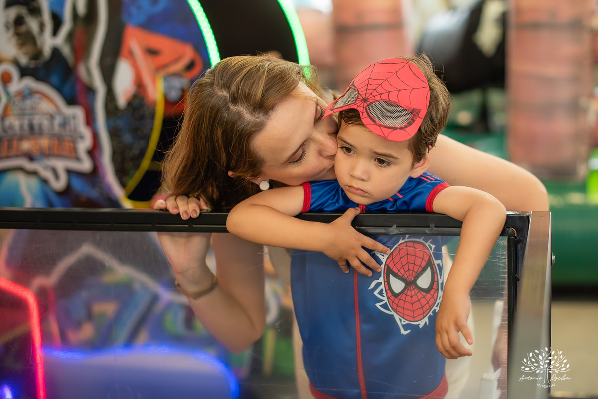 Romeu – 3 anos – Candy Club – Festa Infantil – Festa de Criança – Fotografia Infantil – Fotografia de Família – Homem Aranha - Pelotas - Antonio Rocha Fotografias