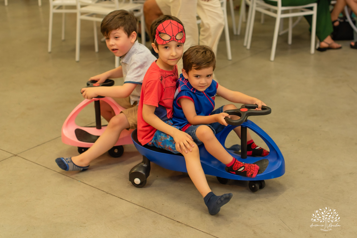 Romeu – 3 anos – Candy Club – Festa Infantil – Festa de Criança – Fotografia Infantil – Fotografia de Família – Homem Aranha - Pelotas - Antonio Rocha Fotografias