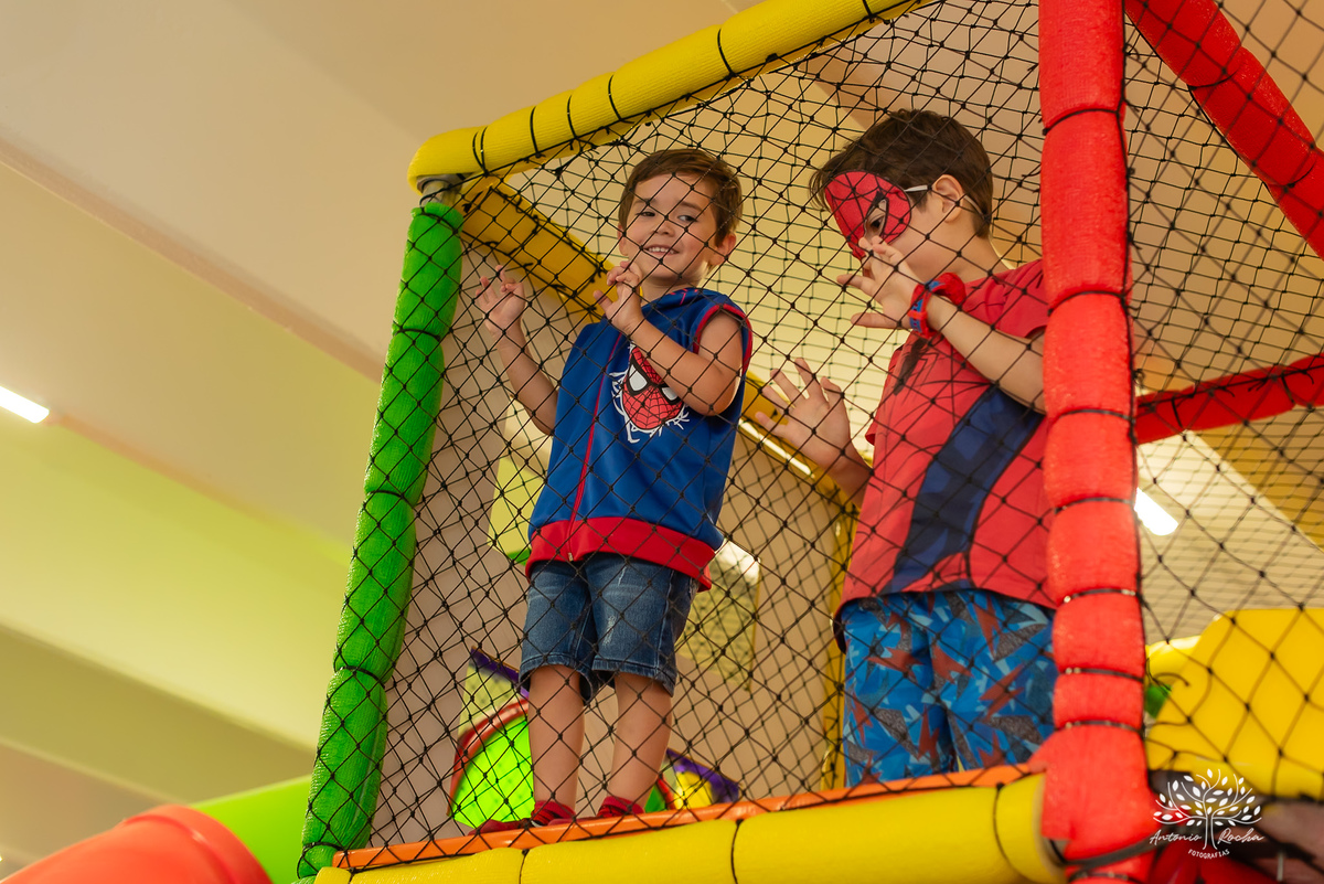 Romeu – 3 anos – Candy Club – Festa Infantil – Festa de Criança – Fotografia Infantil – Fotografia de Família – Homem Aranha - Pelotas - Antonio Rocha Fotografias