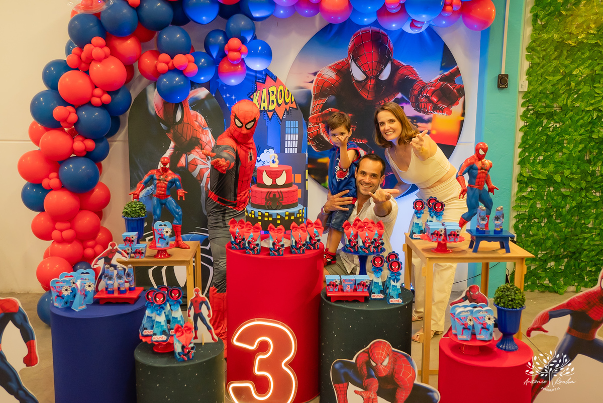 Romeu – 3 anos – Candy Club – Festa Infantil – Festa de Criança – Fotografia Infantil – Fotografia de Família – Homem Aranha - Pelotas - Antonio Rocha Fotografias