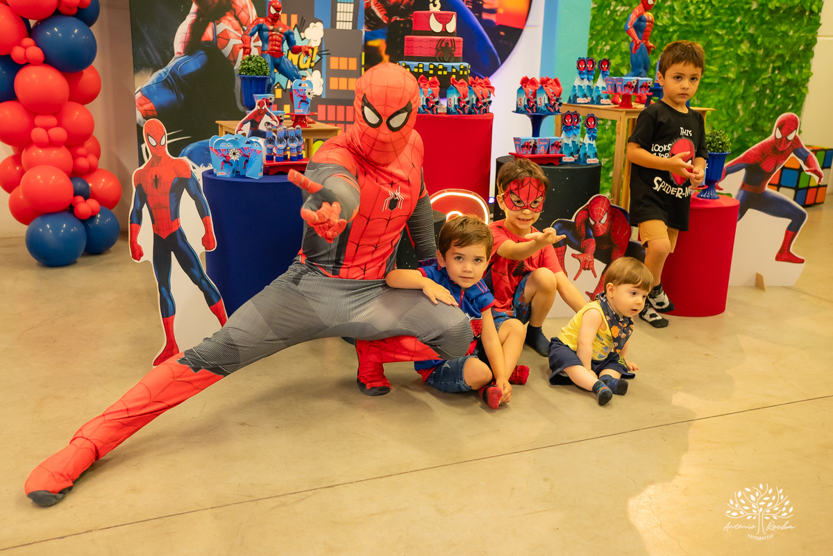 Romeu – 3 anos – Candy Club – Festa Infantil – Festa de Criança – Fotografia Infantil – Fotografia de Família – Homem Aranha - Pelotas - Antonio Rocha Fotografias