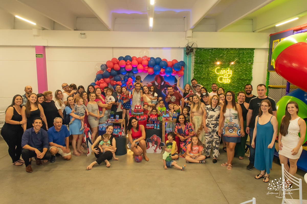 Romeu – 3 anos – Candy Club – Festa Infantil – Festa de Criança – Fotografia Infantil – Fotografia de Família – Homem Aranha - Pelotas - Antonio Rocha Fotografias