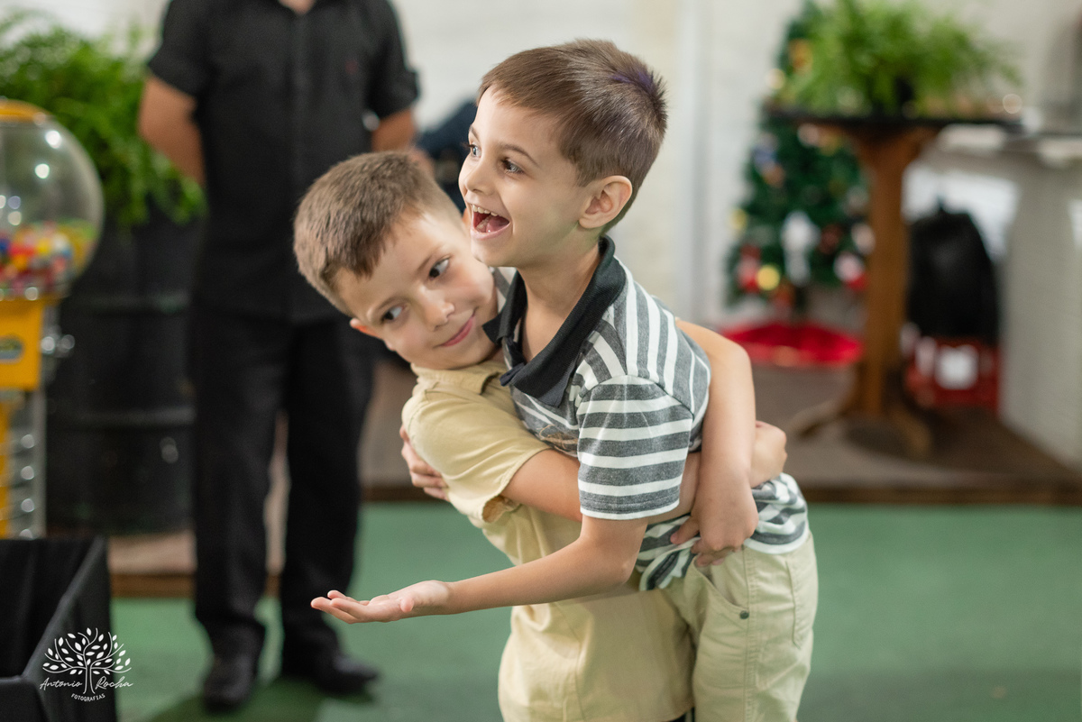 Arthur–7 anos – sete anos – roblox – brincar e ser feliz – brincadeira de criança – cabo de guerra -  -Festa Infantil – Fotografia de Família - Fotos de Aniversário - Festa de Criança - Pelotas - Antonio Rocha Fotografias