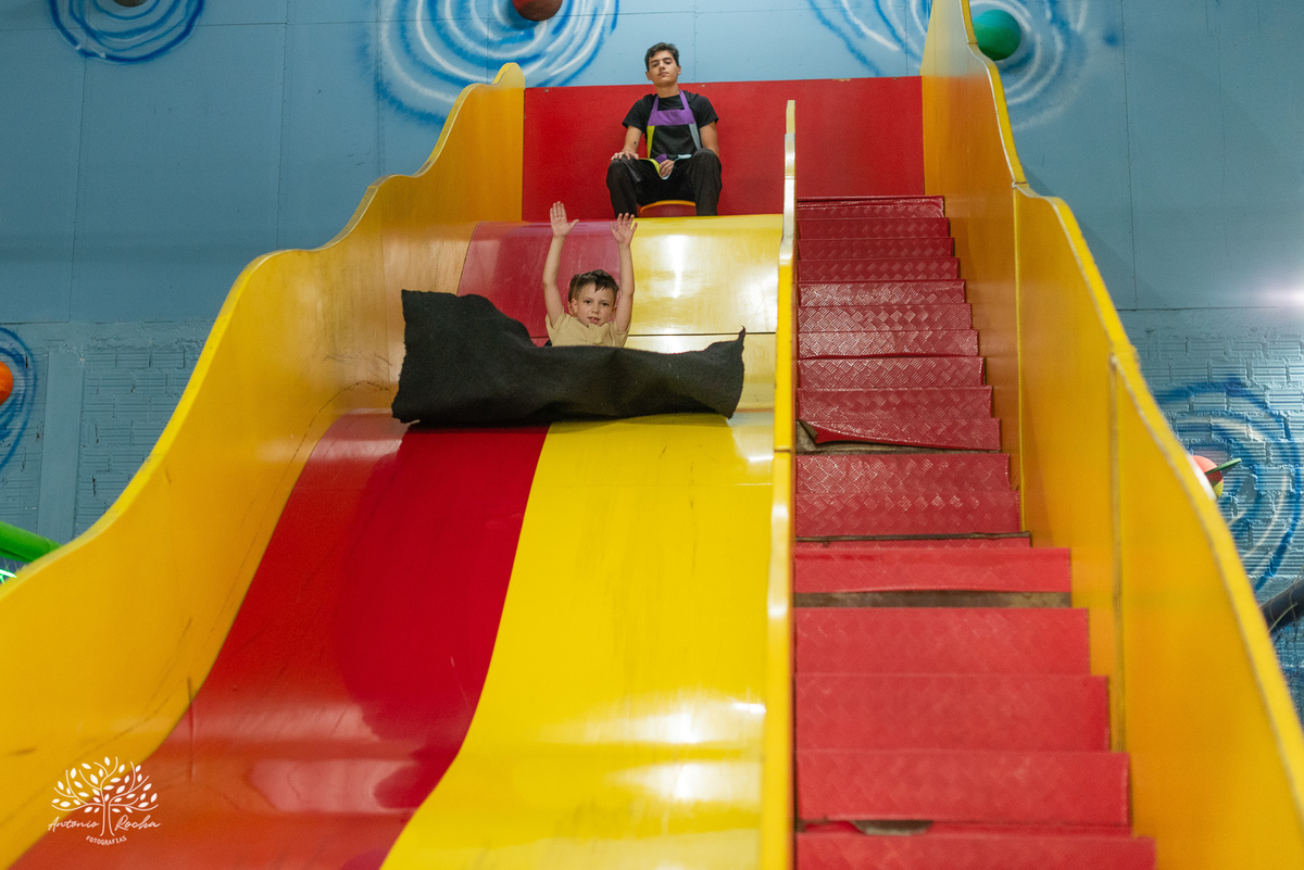 Arthur–7 anos – sete anos – roblox – brincar e ser feliz – brincadeira de criança – cabo de guerra -  -Festa Infantil – Fotografia de Família - Fotos de Aniversário - Festa de Criança - Pelotas - Antonio Rocha Fotografias