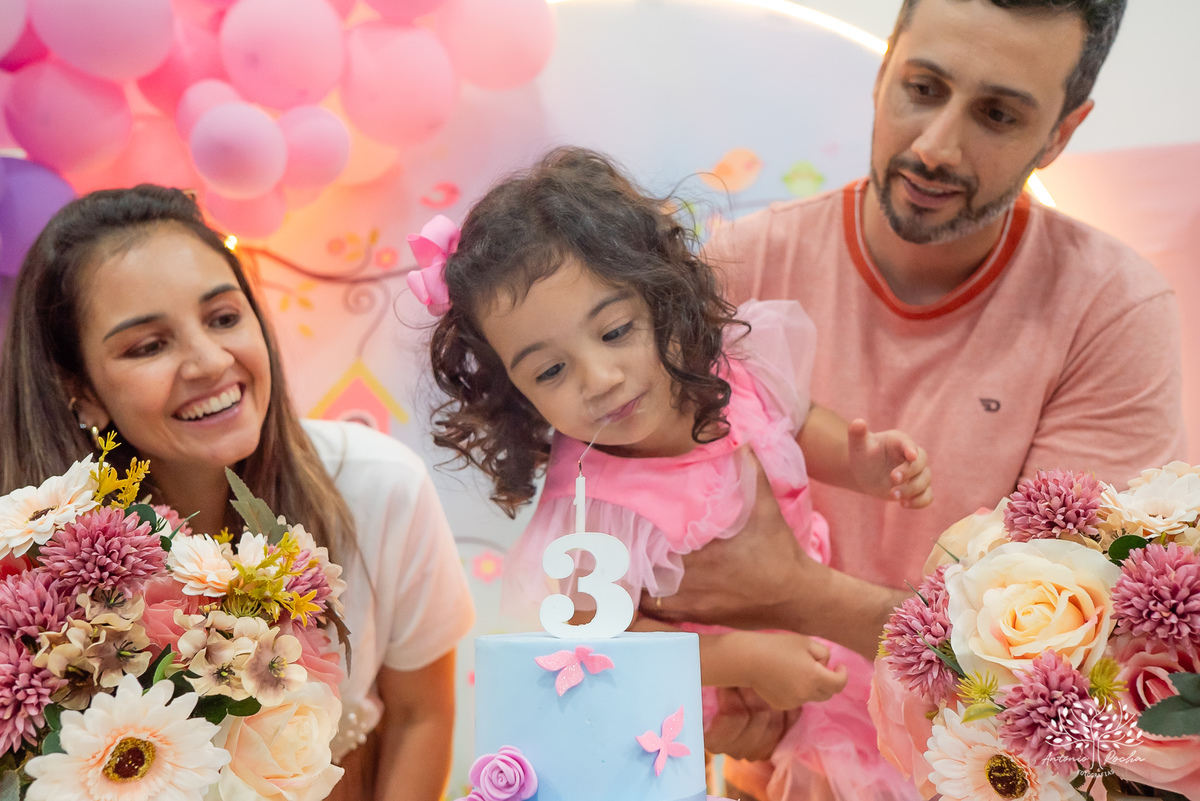 Maite – 3 anos – Loly Pop – Jardim Secreto - Festa Infantil – Fotografia de Família - Fotos de Aniversário - Festa de Criança - Pelotas - Antonio Rocha Fotografias – Cachorro-quente – bolo de aniversário – picolé – Murilo Cunha– Manuella Carvalho- Mannu