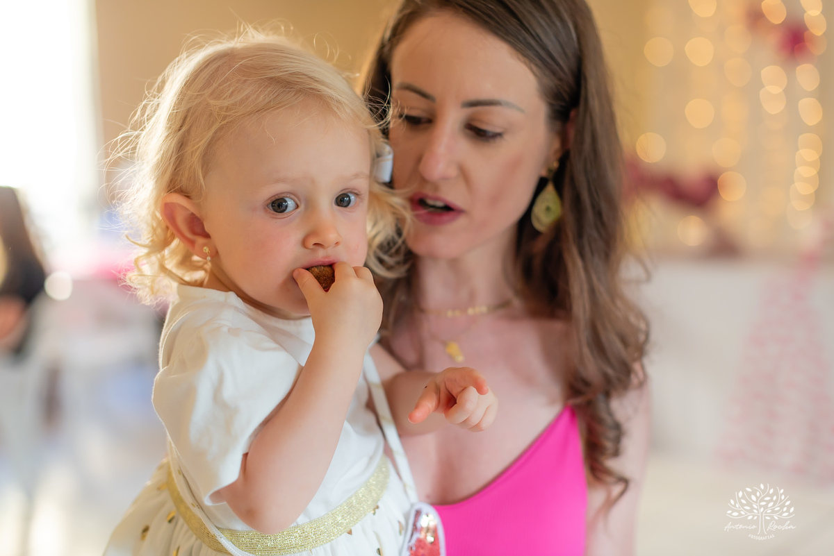 Lis – 2 anos – Dias Maza - Festa em Casa – Piscina de Bolinha – Pula-pula  – dois aninhos - Festa Infantil – Fotografia de Família - Fotos de Aniversário - Condominio Dias Mazza - Festa de Criança - Pelotas - Antonio Rocha Fotografias