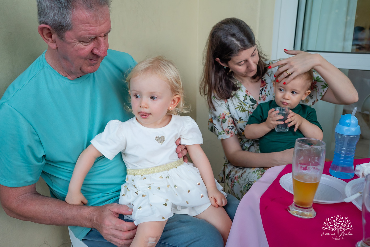 Lis – 2 anos – Dias Maza - Festa em Casa – Piscina de Bolinha – Pula-pula  – dois aninhos - Festa Infantil – Fotografia de Família - Fotos de Aniversário - Condominio Dias Mazza - Festa de Criança - Pelotas - Antonio Rocha Fotografias