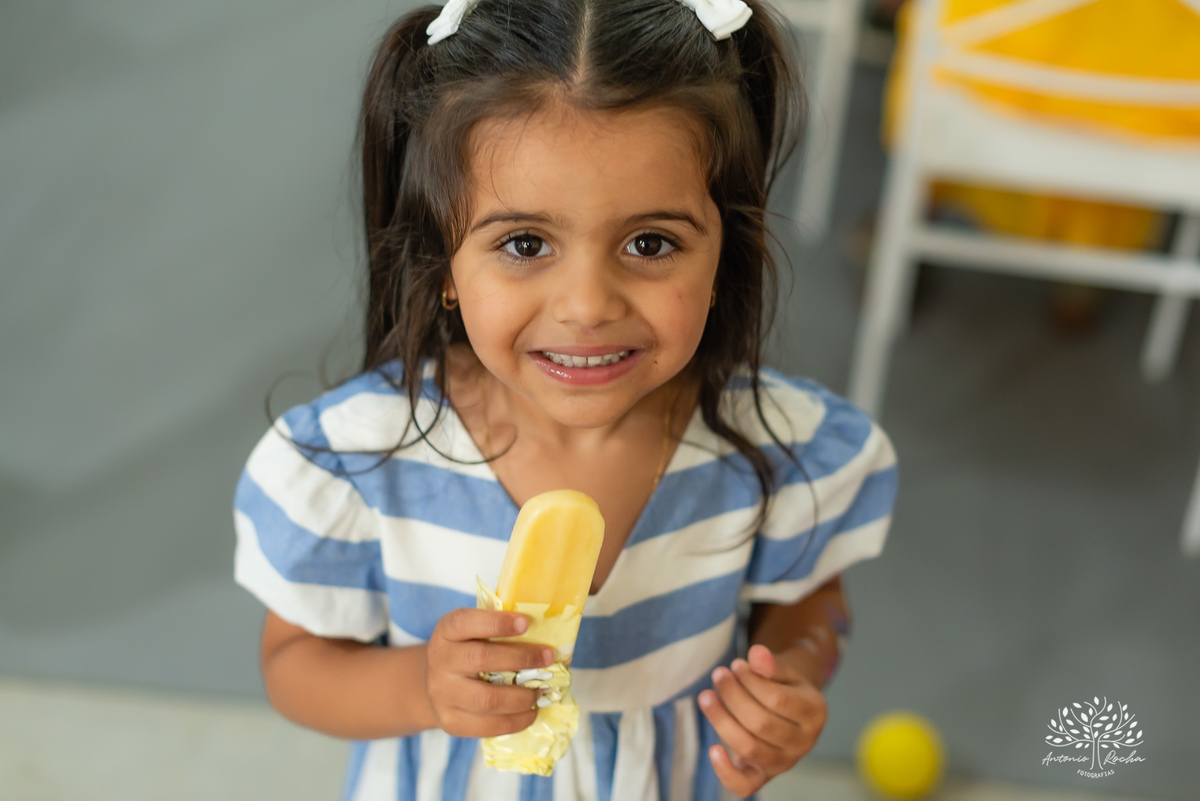 
Vicky – 1 ano – Primeiro Aninho – Juliana Lamas – Arthur Bender - Maria - - Festa Infantil – Fotografia de Família - Fotos de Aniversário – Casa de Alice - Festa de Criança - Pelotas - Antonio Rocha Fotografias – Bolo Fofo
