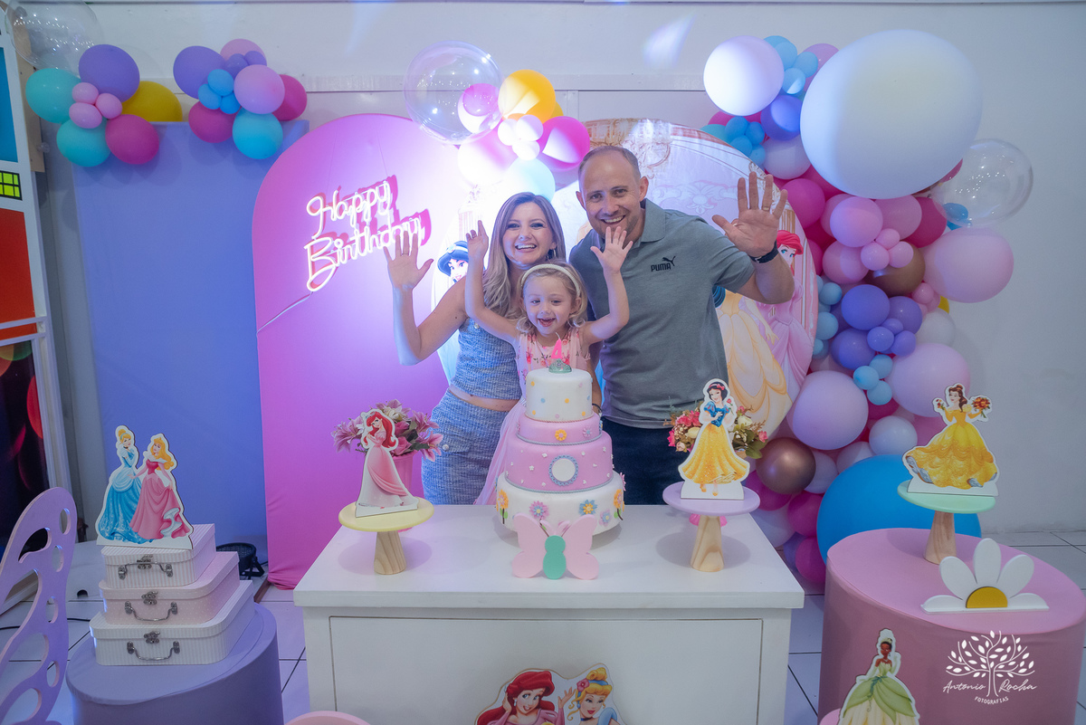 Manuela – Manu – 4 anos – Festa Infantil – Festa de Criança – Festa de Família – fotografia – Princesas - Walt Disney – Fotos de Aniversário – Arte e Riso – Ivana Manke – Maicon Schumacher - Antonio Rocha Fotografias - PelotasManuela – Manu – 4 anos – Fes