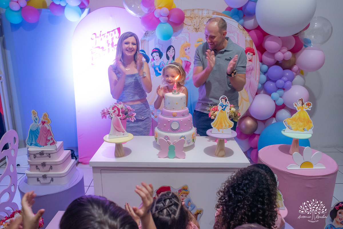 Manuela – Manu – 4 anos – Festa Infantil – Festa de Criança – Festa de Família – fotografia – Princesas - Walt Disney – Fotos de Aniversário – Arte e Riso – Ivana Manke – Maicon Schumacher - Antonio Rocha Fotografias - Pelotas