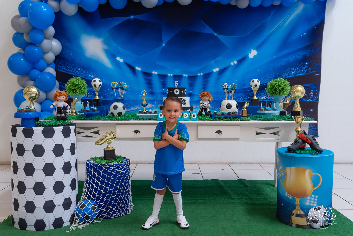 Vitor – 5 anos - Festa Infantil – Festa de Criança – Festa de Família – fotografia – decoração de futebol – camisa 10 – clifff kids – Fotos de Aniversário – Tio Tatá – Anima - Antonio Rocha Fotografias - Pelotas