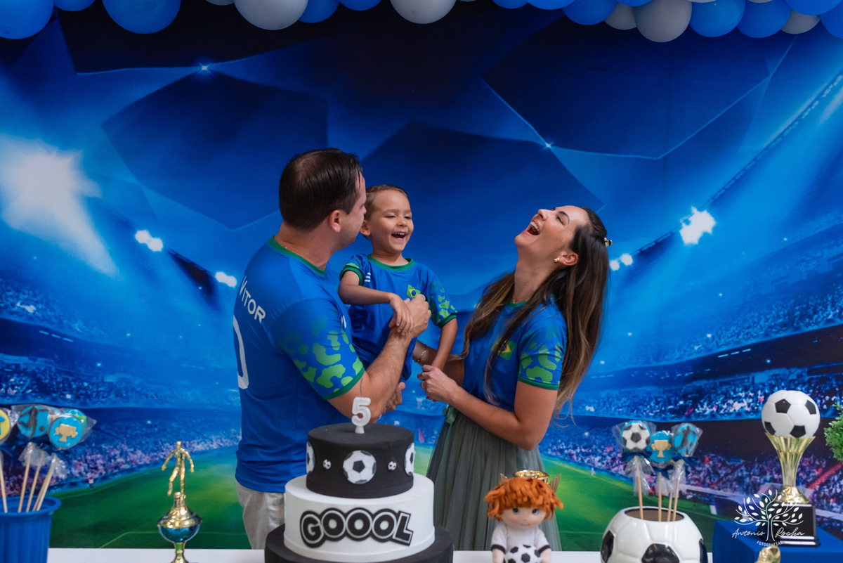 Vitor – 5 anos - Festa Infantil – Festa de Criança – Festa de Família – fotografia – decoração de futebol – camisa 10 – clifff kids – Fotos de Aniversário – Tio Tatá – Anima - Antonio Rocha Fotografias - Pelotas