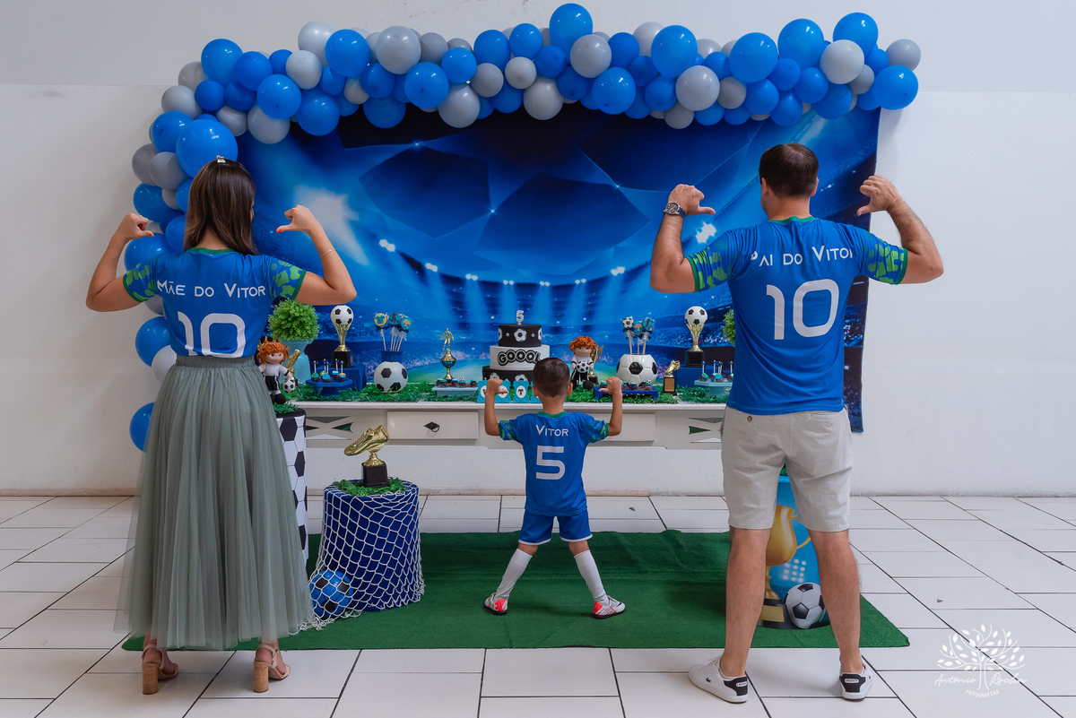 Vitor – 5 anos - Festa Infantil – Festa de Criança – Festa de Família – fotografia – decoração de futebol – camisa 10 – clifff kids – Fotos de Aniversário – Tio Tatá – Anima - Antonio Rocha Fotografias - Pelotas