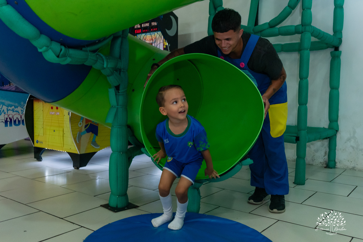 Vitor – 5 anos - Festa Infantil – Festa de Criança – Festa de Família – fotografia – decoração de futebol – camisa 10 – clifff kids – Fotos de Aniversário – Tio Tatá – Anima - Antonio Rocha Fotografias - Pelotas