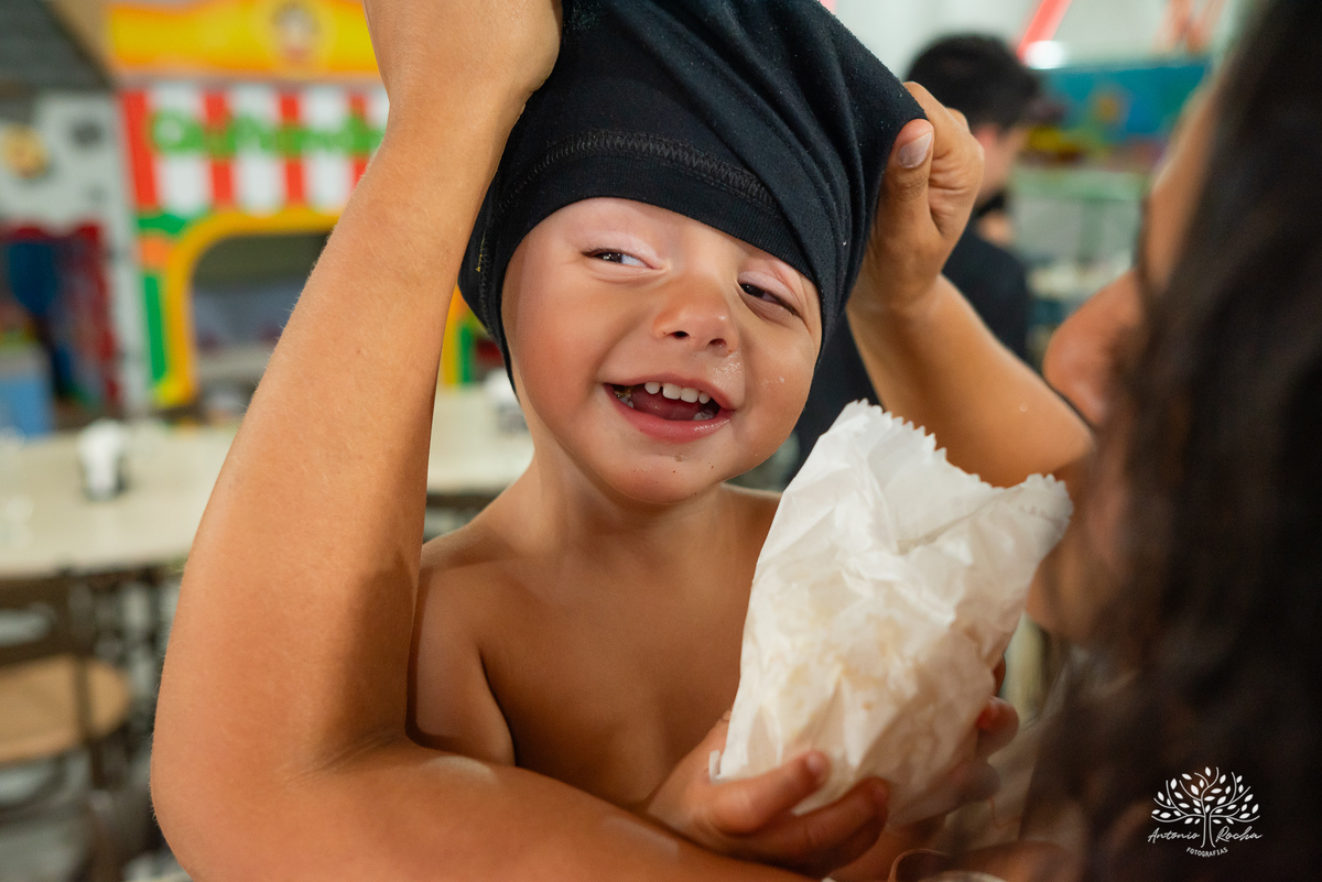 Alice – 5 anos - Festa Infantil – Festa de Criança – Festa de Família – fotografia – decoração de porquinho da índia – tio guigui – Fotos de Aniversário – baladinha infantil – chopp 35 - Antonio Rocha Fotografias - Pelotas
