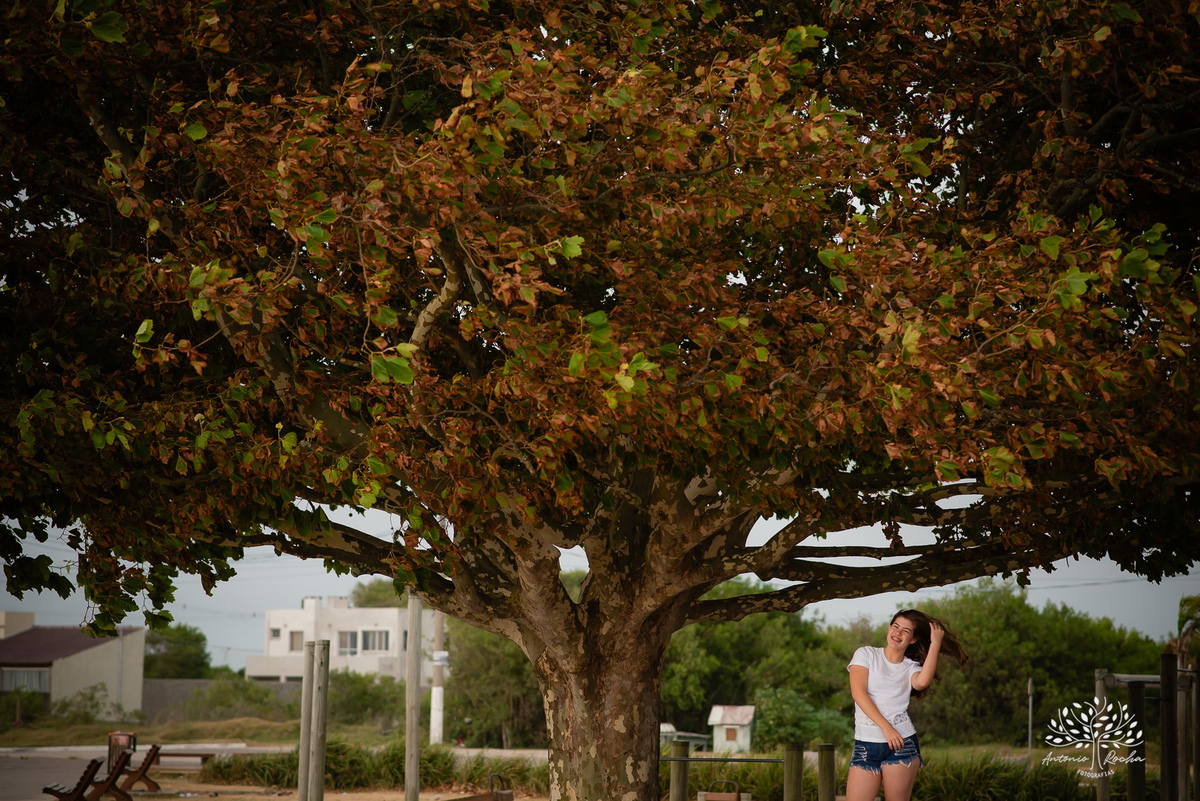 Helena Kickhofel – 15 anos – quinze anos – ensaio pré-festa – ensaio externo – festa de 15 anos – debutante – Ensaio fotográfico Laranjal – Ensaio Fotográfico Parque Una – Fotos de 15 anos – Pelotas – Antonio Rocha Fotografias