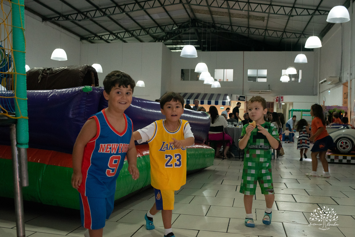 Augusto – 5 anos - Festa Infantil – Festa de Criança – Festa de Família – fotografia – basquete – NBA – Cliff Kids – Fotos de Aniversário - Antonio Rocha Fotografias - Pelotas