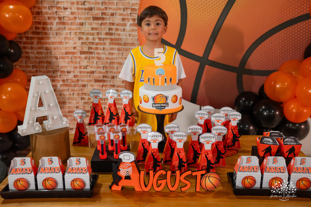 Augusto – 5 anos - Festa Infantil – Festa de Criança – Festa de Família – fotografia – basquete – NBA – Cliff Kids – Fotos de Aniversário - Antonio Rocha Fotografias - Pelotas