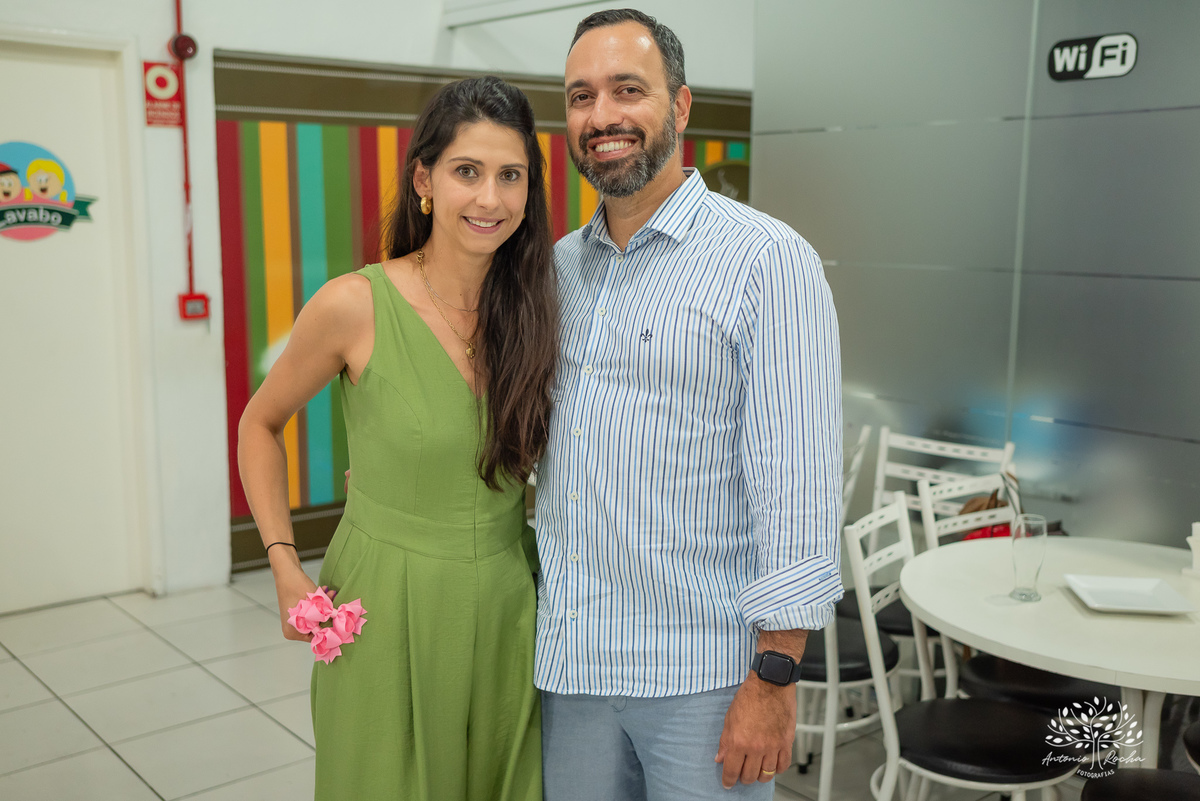 Sofia – Sara - Renata Zanella Patella – Andre – 6 anos – Arte e Riso – hora do parabéns – assoprar a velinha - Festa Infantil – Trolls – Pintura de rosto – irmãs – antonio rocha fotografias - pelotas