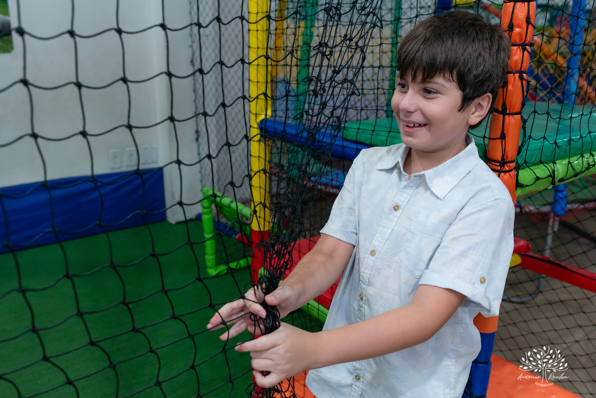 Noah - festa de aniversário - 3 anos - Arthur – Suelen – Regis – família – amigos –Pelotas - decoração do bolo fofo – danças – brincadeiras – pelúcias – alegria – tobogã – memórias – sorrisos - abraços – felicidade – lolypop– Antonio Rocha Fotografias