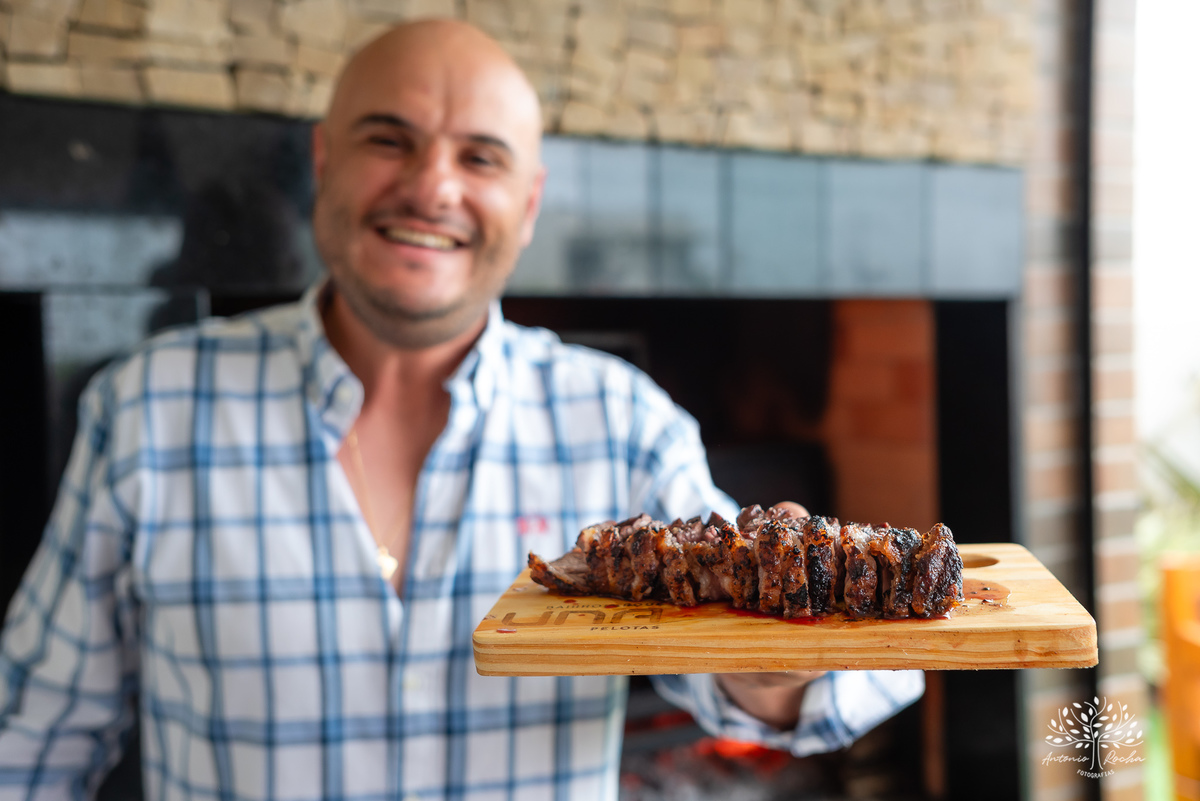 Beatriz - 4 anos - Festa de aniversário - Casa - Família - Almoço de domingo - Decoração de unicórnio - Balão surpresa - Animadora 