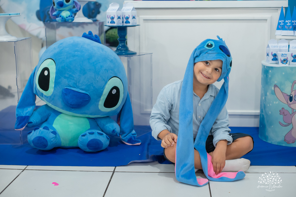 Cinco anos - José (Zeco) - Alegria - Família unida - Amor - Afinidade - Aniversário - Stisch - Afeto - Irmão João - Memórias - Amizade –Sorrisos - Aventuras - Confiança - Gratidão – Patrícia - Simch – Roberto – Antonio Rocha Fotografias - Pelotas