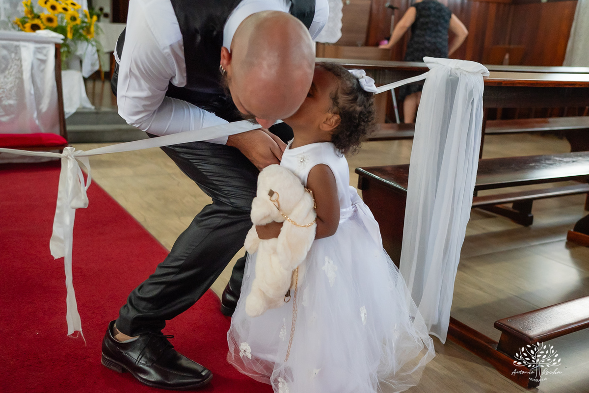 cerimônia religiosa, fevereiro 2024, caminho até o altar, amor, união, desafios, comprometimento, memórias, fotografia, casal, momentos especiais, testemunho, celebração, emocionante, gratidão, Antonio Rocha Fotografias - Pelotas