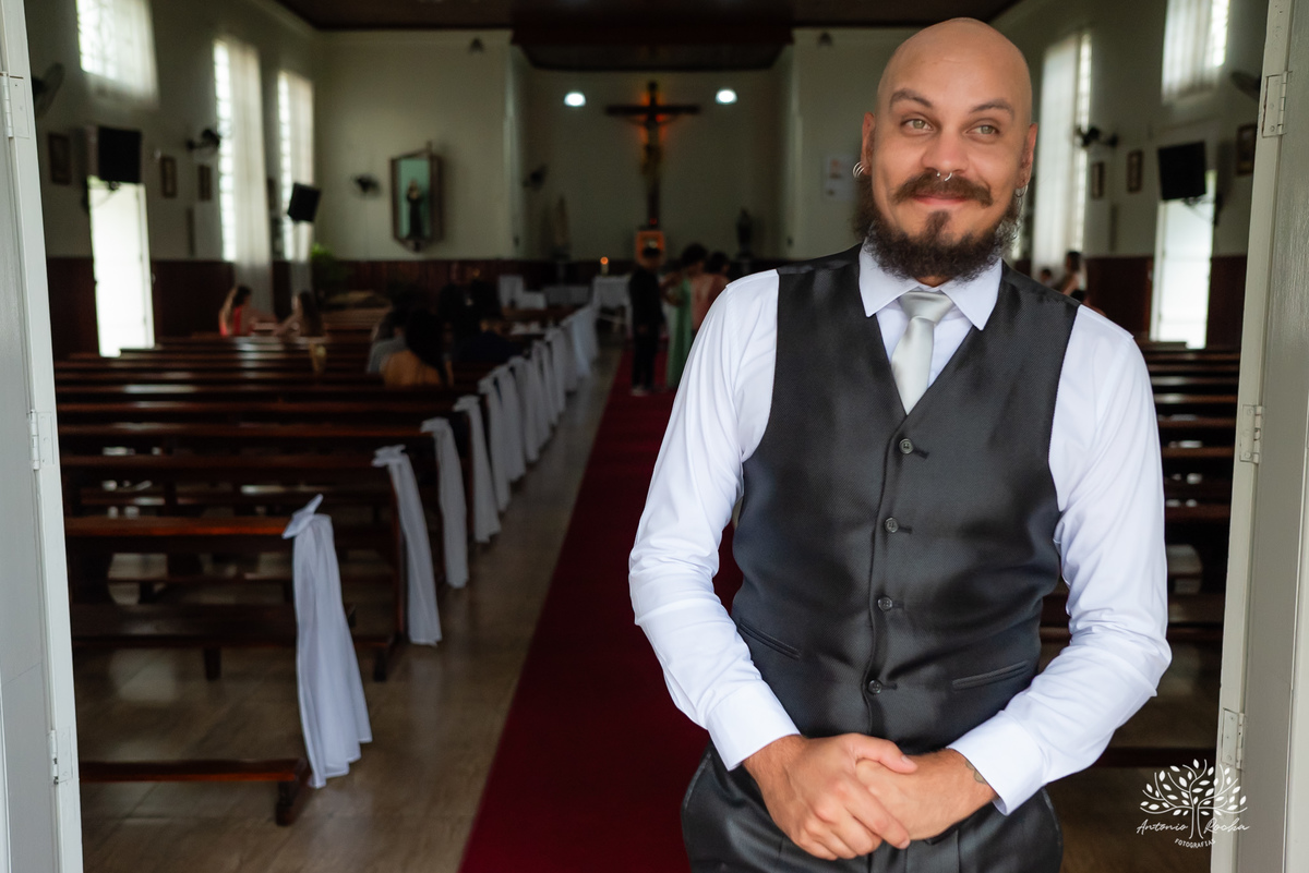 cerimônia religiosa, fevereiro 2024, caminho até o altar, amor, união, desafios, comprometimento, memórias, fotografia, casal, momentos especiais, testemunho, celebração, emocionante, gratidão, Antonio Rocha Fotografias - Pelotas