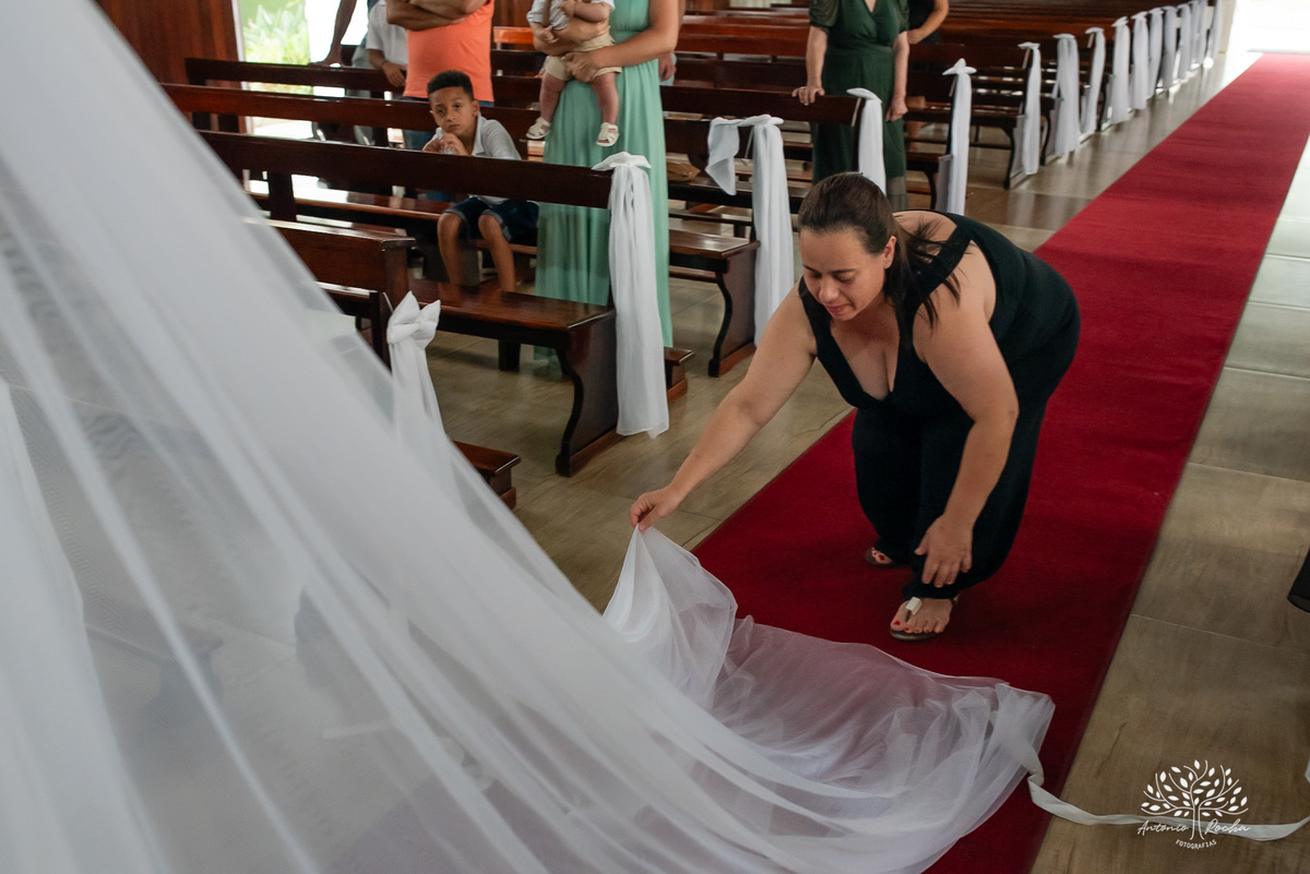 cerimônia religiosa, fevereiro 2024, caminho até o altar, amor, união, desafios, comprometimento, memórias, fotografia, casal, momentos especiais, testemunho, celebração, emocionante, gratidão, Antonio Rocha Fotografias - Pelotas