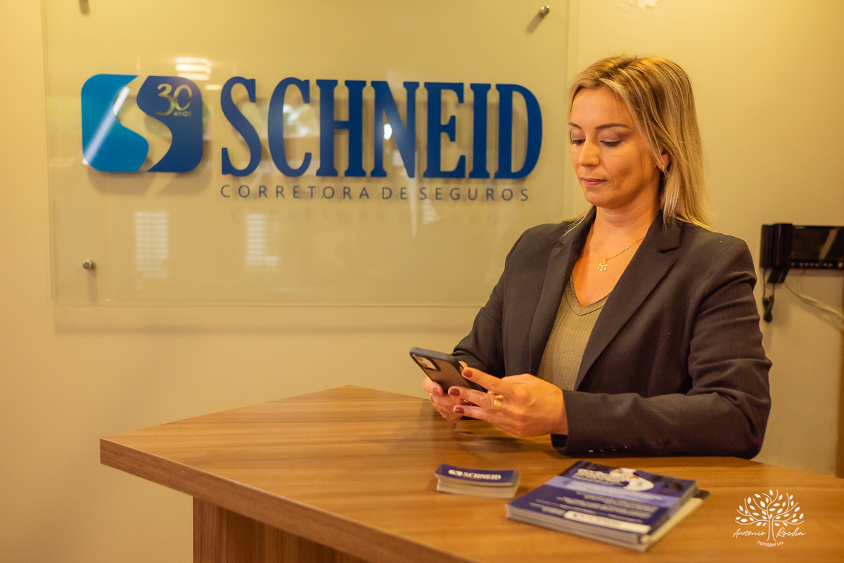 Karoline – Schneid – ensaio – Profissional – Identidade – Autenticidade – Valores – Naarrativa – Visual – Presença – Online – Marketing – Representação  - Satisfação – Conexão com audiência –Equipe - Competente –Antonio Rocha Fotografias - Pelotas