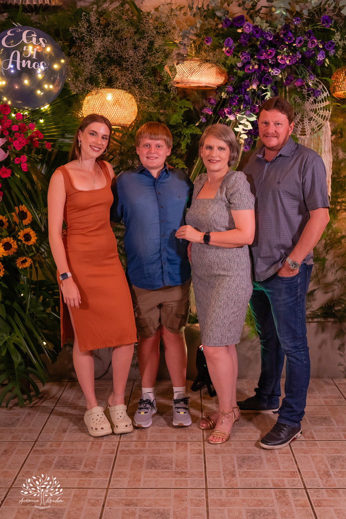 Elis Radmann – desafios – conquistas -  mulher forte – determinada – inspiração – aniversári 51 anos -  festa emocionante – Radmann – IPO - foto da família – exemplo – prévia – celebração – comemoração – Pelotas - Antonio Rocha Fotografia