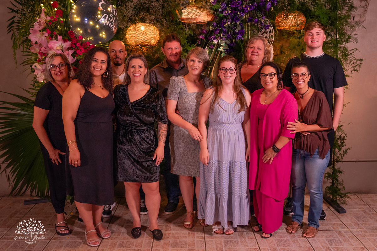 Elis Radmann – desafios – conquistas -  mulher forte – determinada – inspiração – aniversári 51 anos -  festa emocionante – Radmann – IPO - foto da família – exemplo – prévia – celebração – comemoração – Pelotas - Antonio Rocha Fotografia