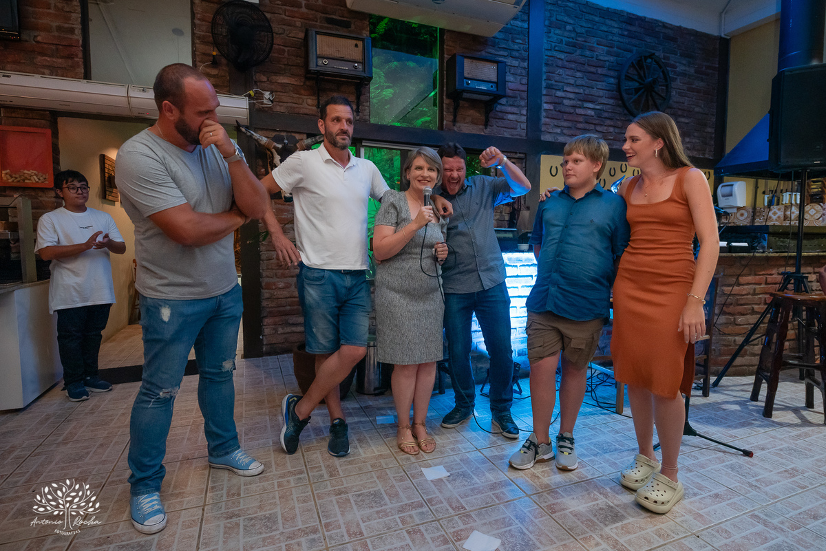 Elis Radmann – desafios – conquistas -  mulher forte – determinada – inspiração – aniversári 51 anos -  festa emocionante – Radmann – IPO - foto da família – exemplo – prévia – celebração – comemoração – Pelotas - Antonio Rocha Fotografia