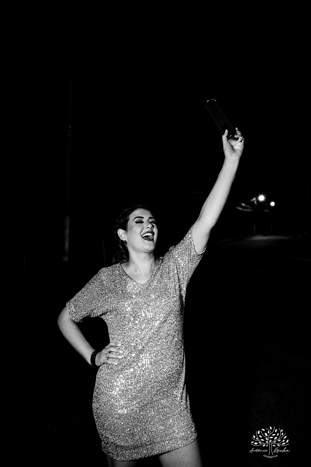 recepção - formatura - Ane - comemoração - amigos - familiares - sonho - vida - trajetória - profissão – psicologia - celebrar - conquista - abraços - sorrisos - churrasco - Brasa em Casa - chopinho – música – Antonio Rocha Fotografias - Pelotasrecepção -