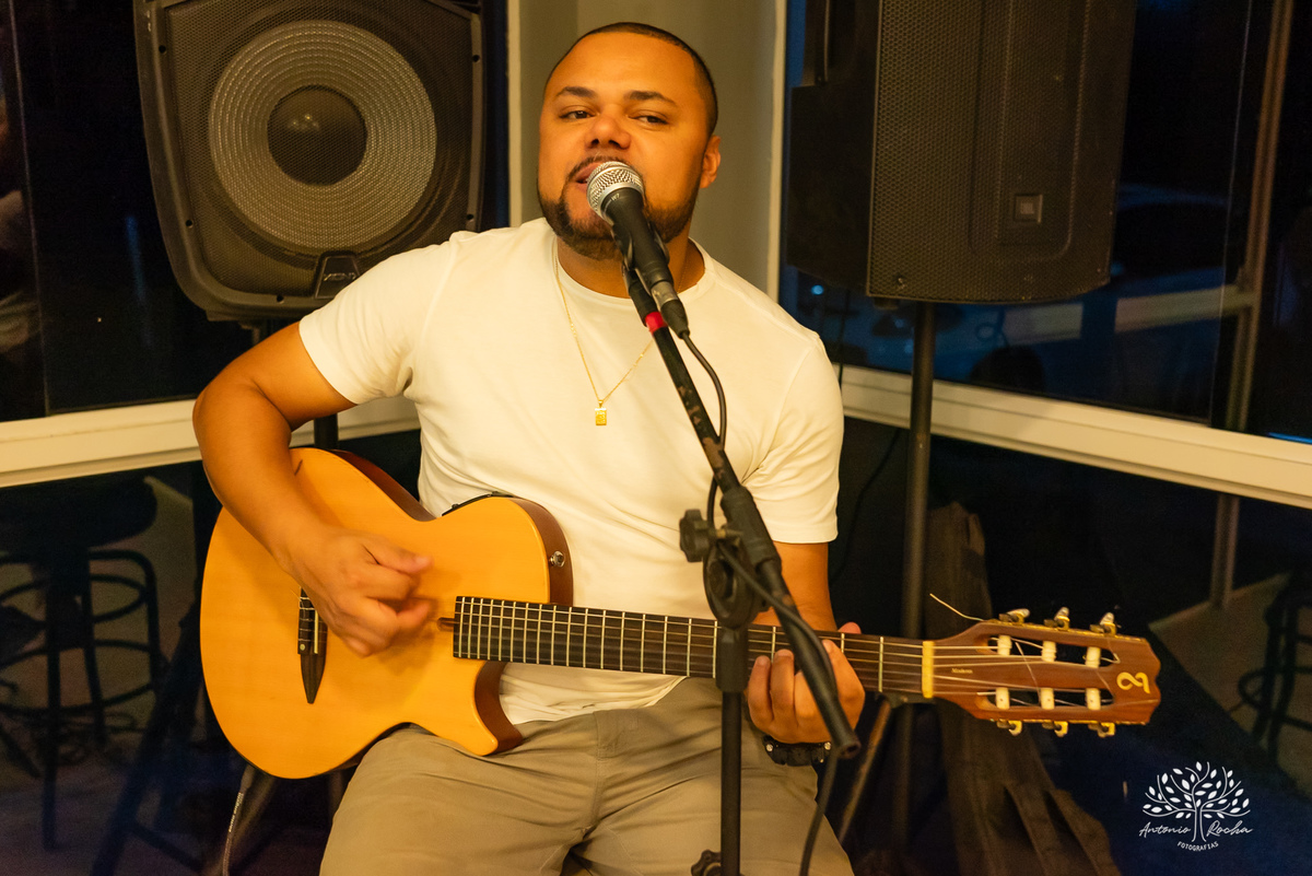 recepção - formatura - Ane - comemoração - amigos - familiares - sonho - vida - trajetória - profissão – psicologia - celebrar - conquista - abraços - sorrisos - churrasco - Brasa em Casa - chopinho – música – Antonio Rocha Fotografias - Pelotas