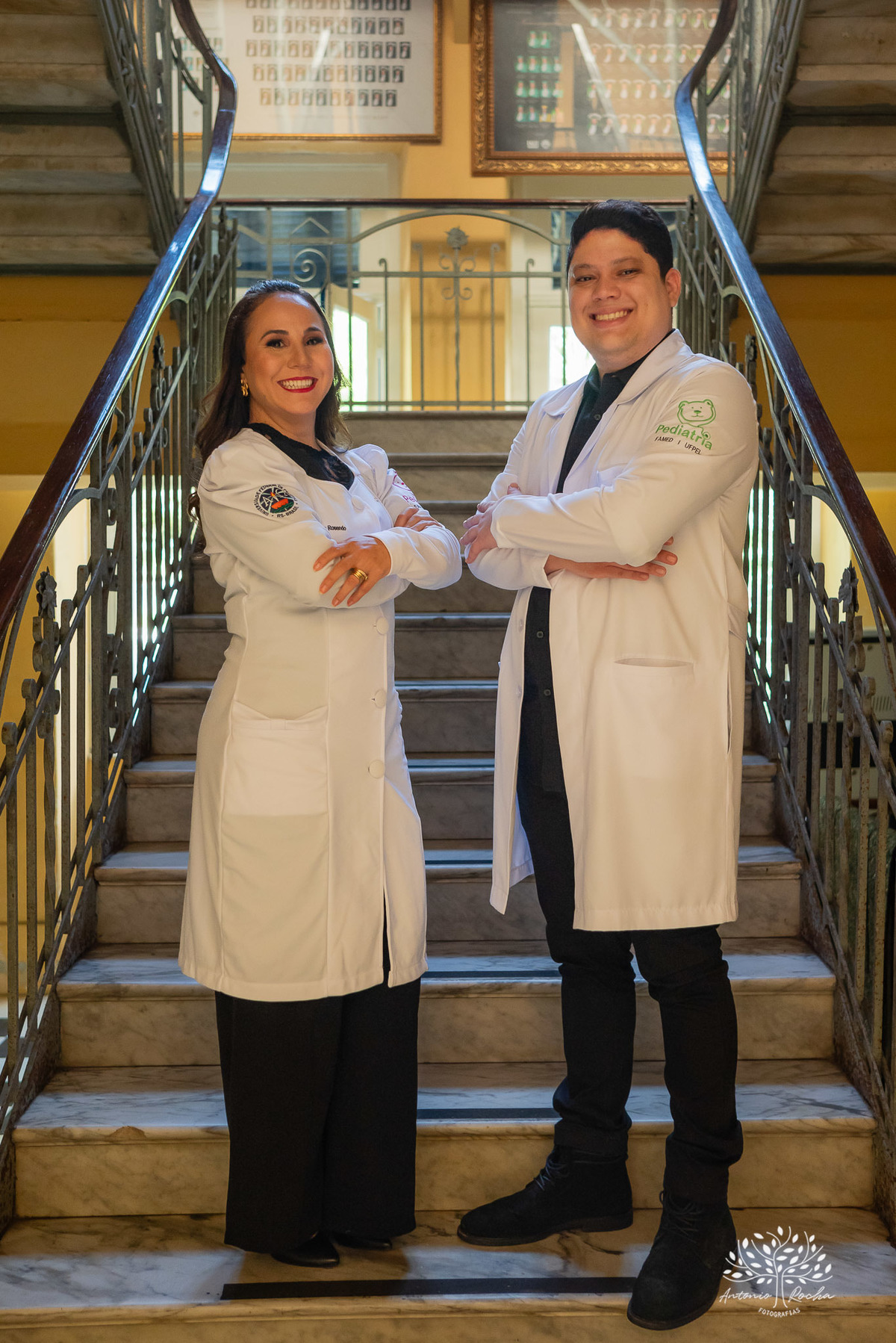 Auri - Jader - Formandos - Residência - Médica - Pediatria - FAMED - UFPEL – crianças - Empatia - Faculdade - Medicina - Universidade - Federal - Pelotas - Ensaio - formatura - Antonio - Rocha – Fotografias - Pelotas